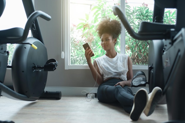 Decoding Fitness Fads: Science vs. Hype in 2025