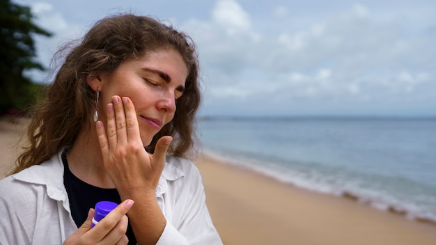 Protecting Your Skin: Sunscreen Guide for 2025