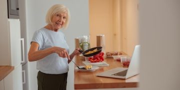 New Study: Intermittent Fasting Could Add 5 Years to Life After 70 - Cover Image